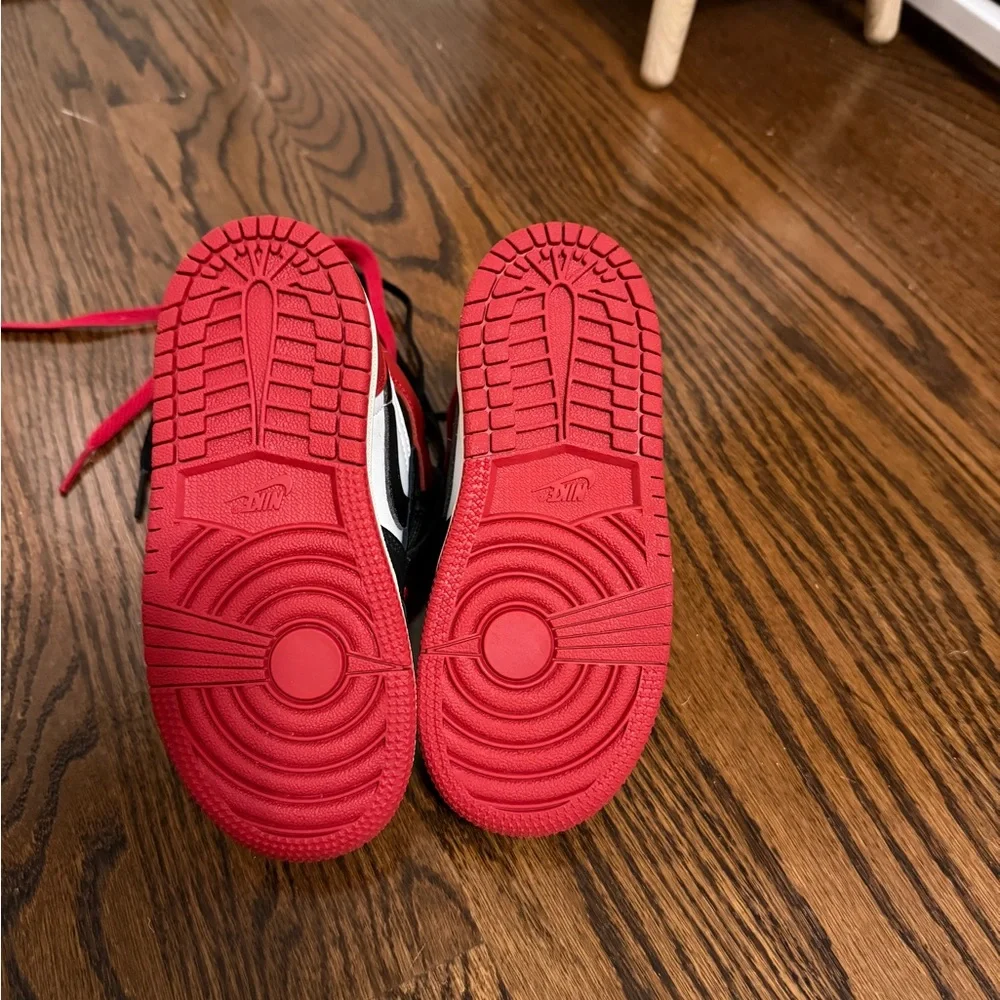 Brand New Jordan 1 Retro OG “Black Toe Reimagined” - Picture 4 of 6